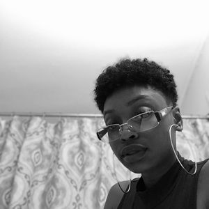 Meet your Posher, La’sheala